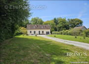 Maison à VITRAI-SOUS-LAIGLE