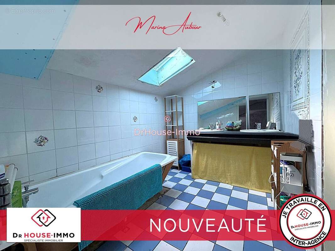 Maison à VERRUE