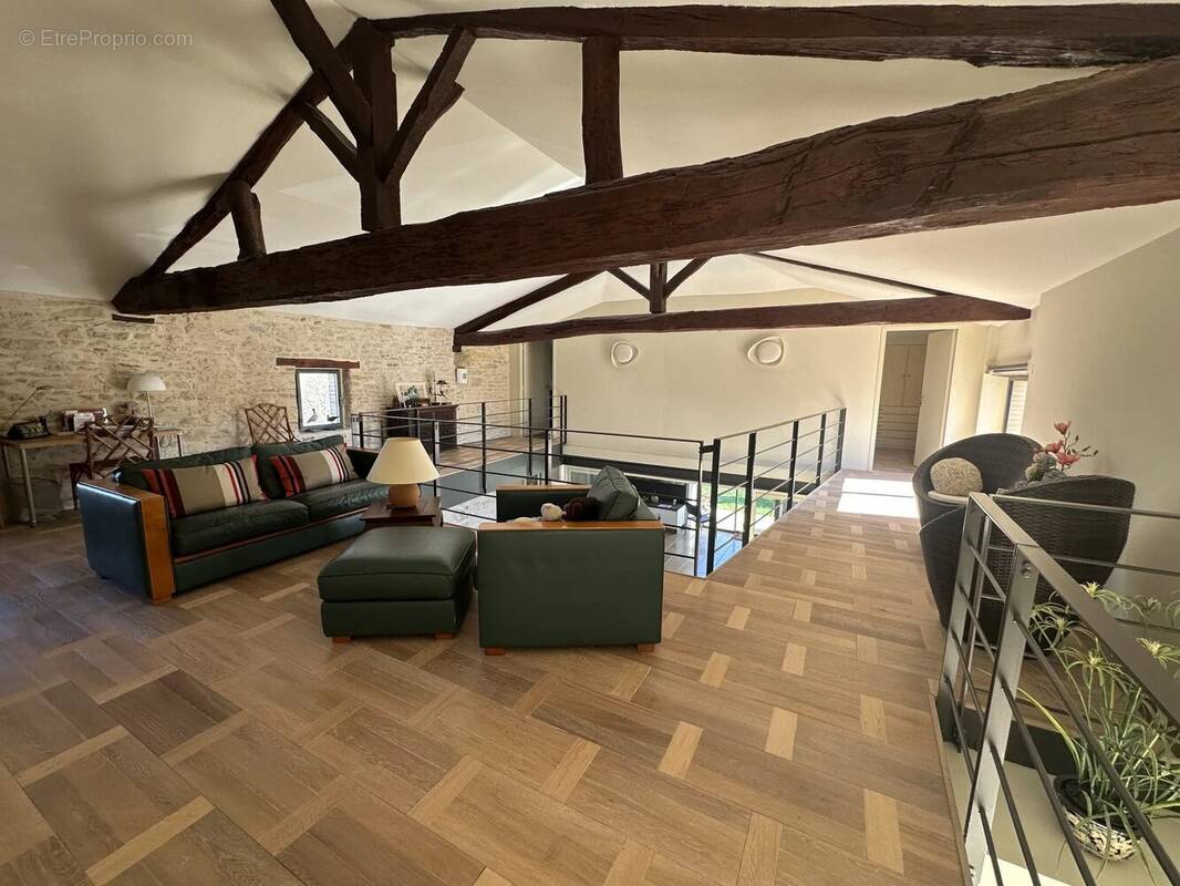 Maison à MONCLAR-DE-QUERCY