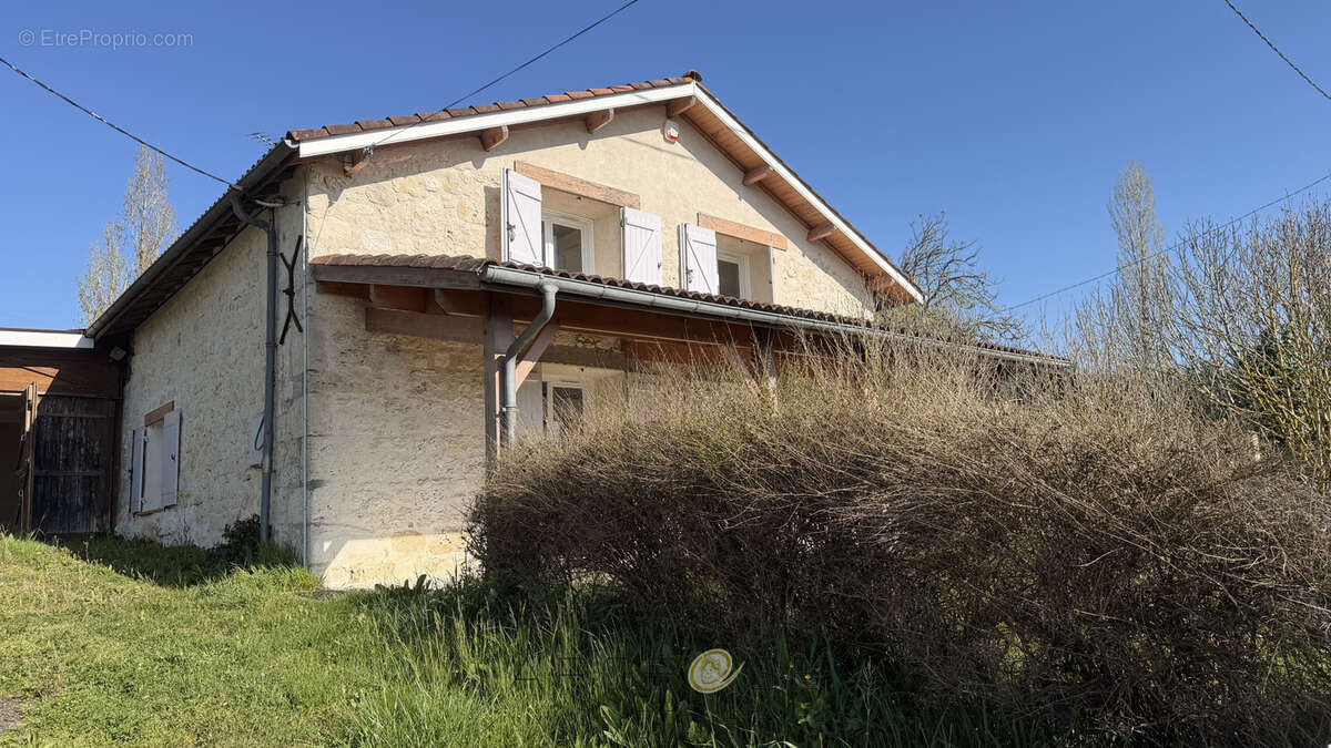 Maison à BAJAMONT