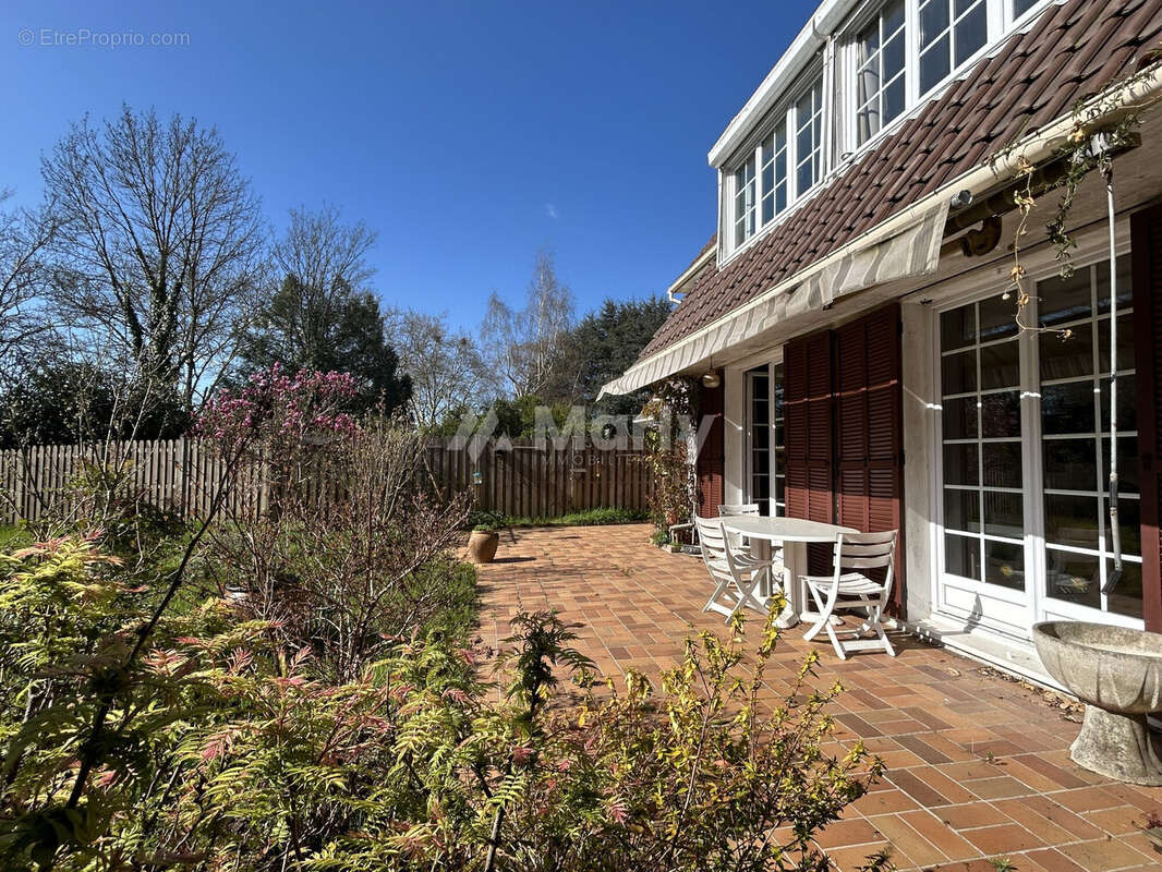 Maison à GIF-SUR-YVETTE