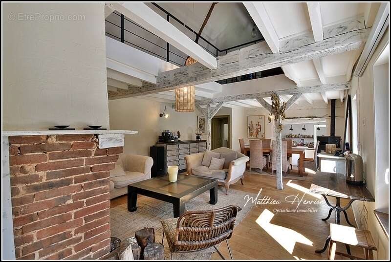 Maison à SYLVAINS-LES-MOULINS