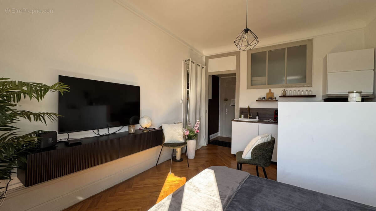 Appartement à AIX-LES-BAINS