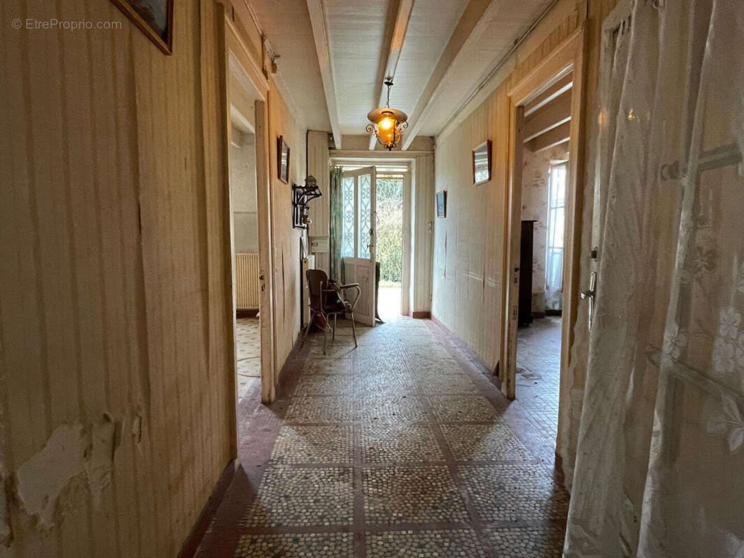 Maison à GENSAC