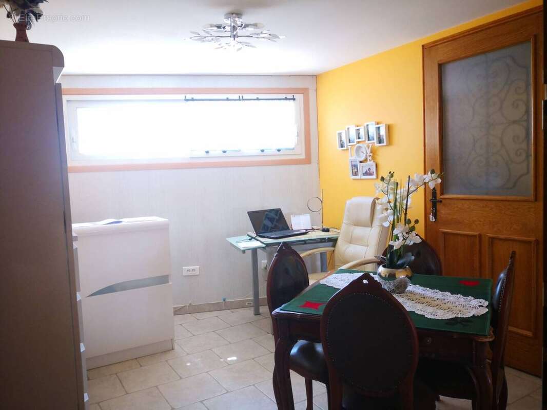 Maison à LA LONDE-LES-MAURES