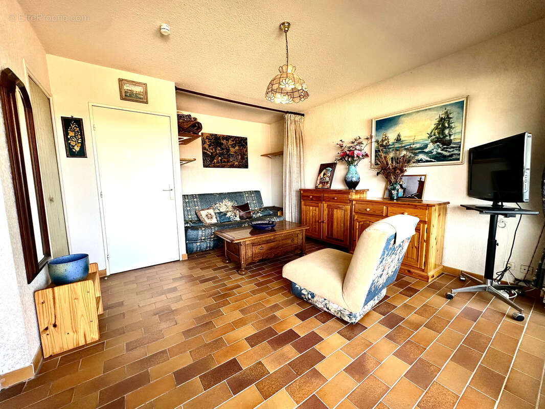 Appartement à SIX-FOURS-LES-PLAGES