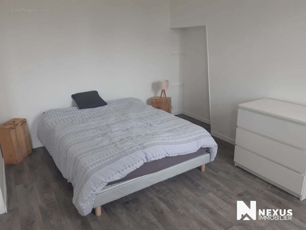 Appartement 355 m² à Elbeuf  - photo 4