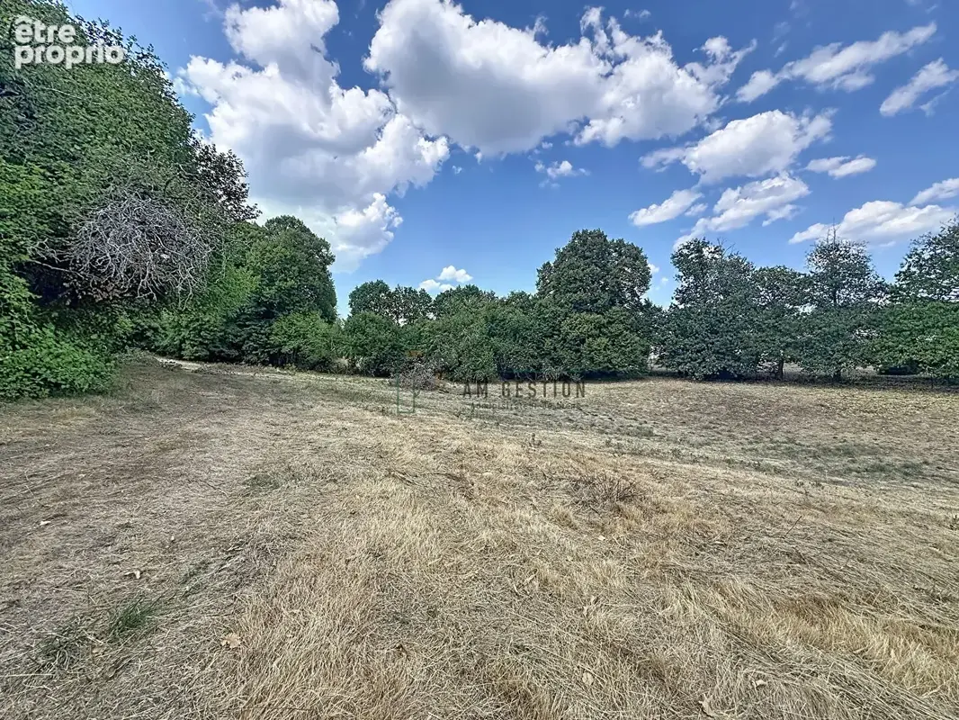 Terrain constructible Saint Priest Taurion 10035 m2 - photo 3