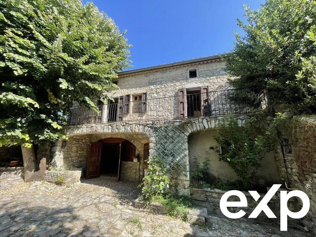 Maison à SAINT-ANDRE-DE-CRUZIERES