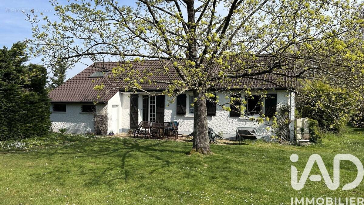 Photo 1 - Maison à AZAY-SUR-CHER