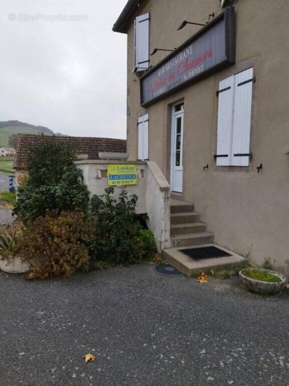 Appartement à SAINT-SYMPHORIEN-DE-MARMAGNE