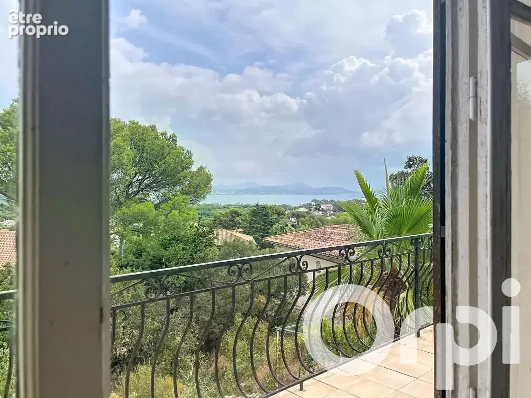 Haut de villa vue mer, À Vendre, 3P, cave, parking, jardin - photo 15