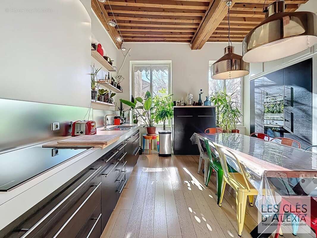 Appartement à LYON-6E