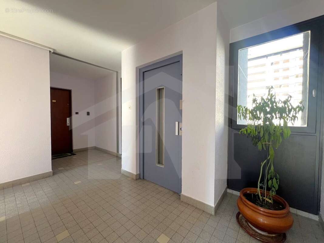 T4 rue gerard philipe - photo 20