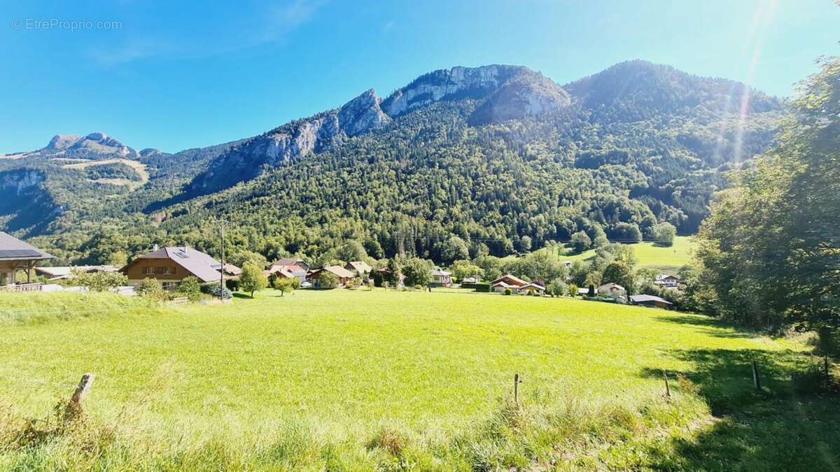 Terrain à BELLEVAUX
