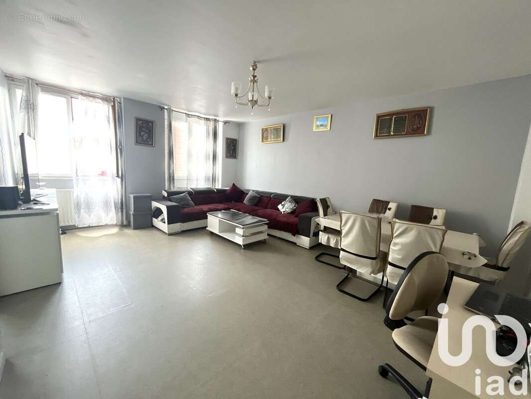 Photo 2 - Appartement à SAINT-ETIENNE