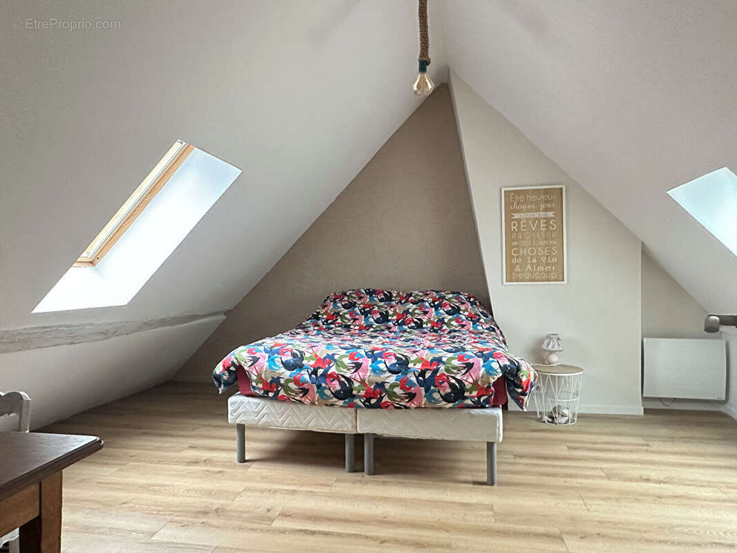 Maison à FOLLAINVILLE-DENNEMONT