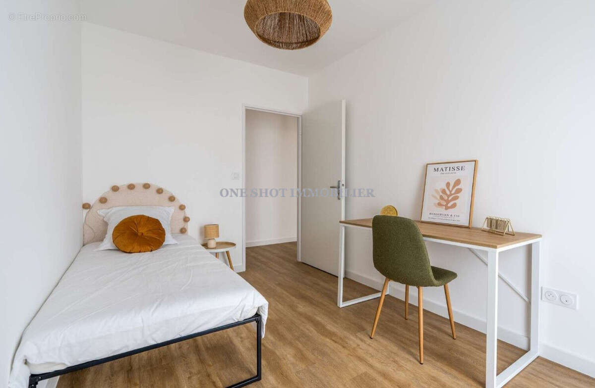 Appartement à SAINT-JEAN-DE-LA-RUELLE