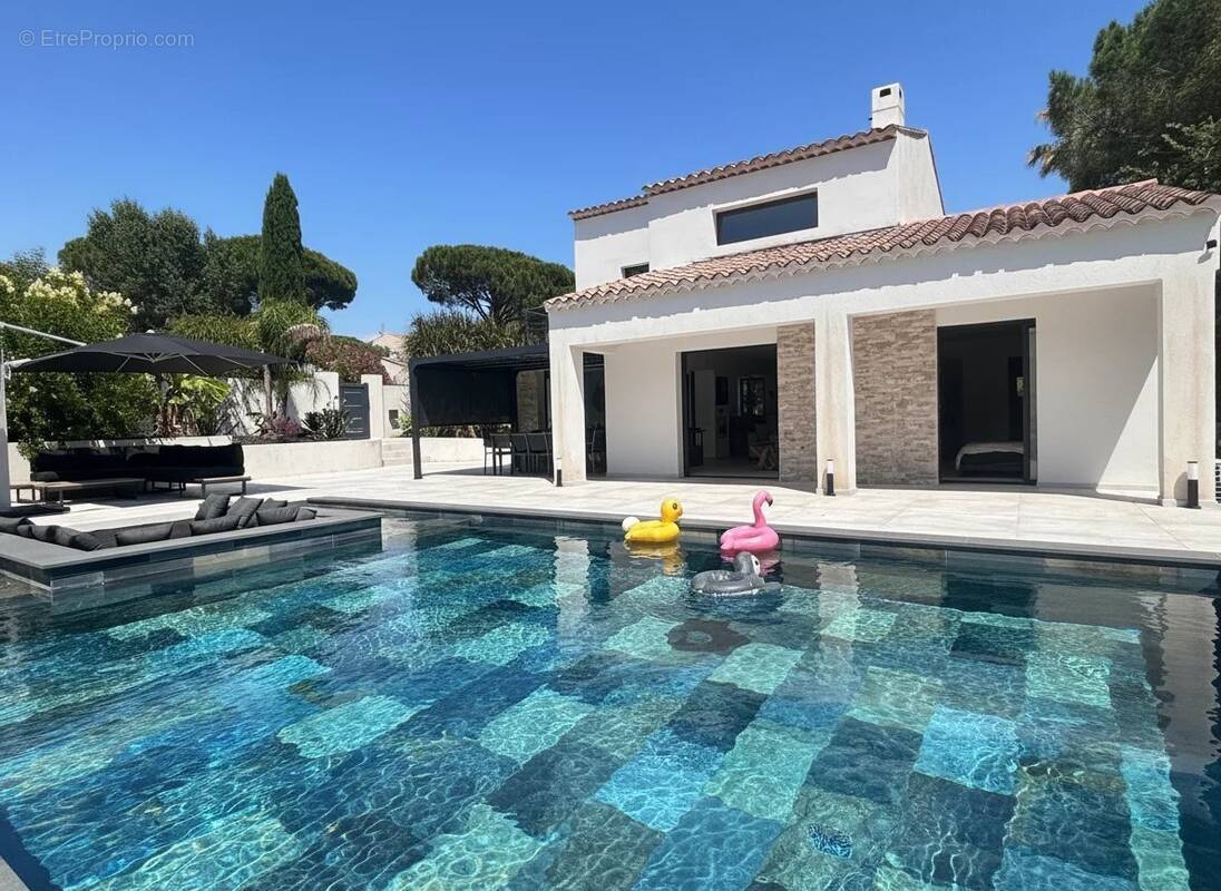 Maison à SAINT-RAPHAEL