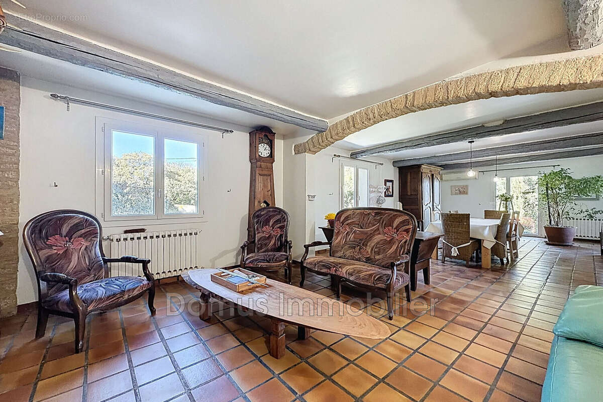 Maison à JONQUERETTES