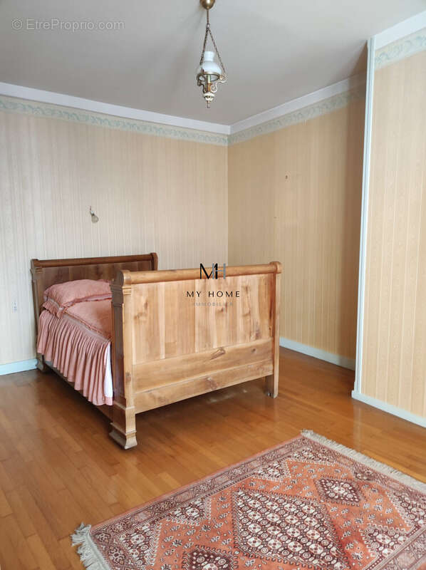 Maison à LA FERTE-BERNARD