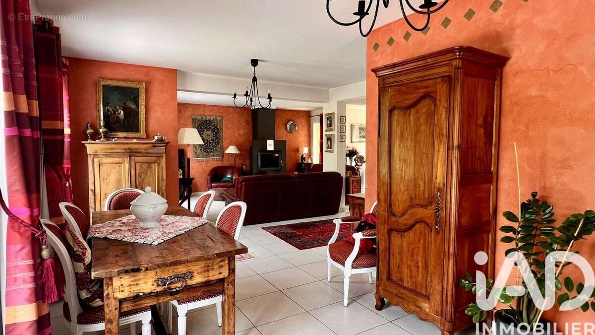 Photo 2 - Maison à BOISSY-LE-CHATEL