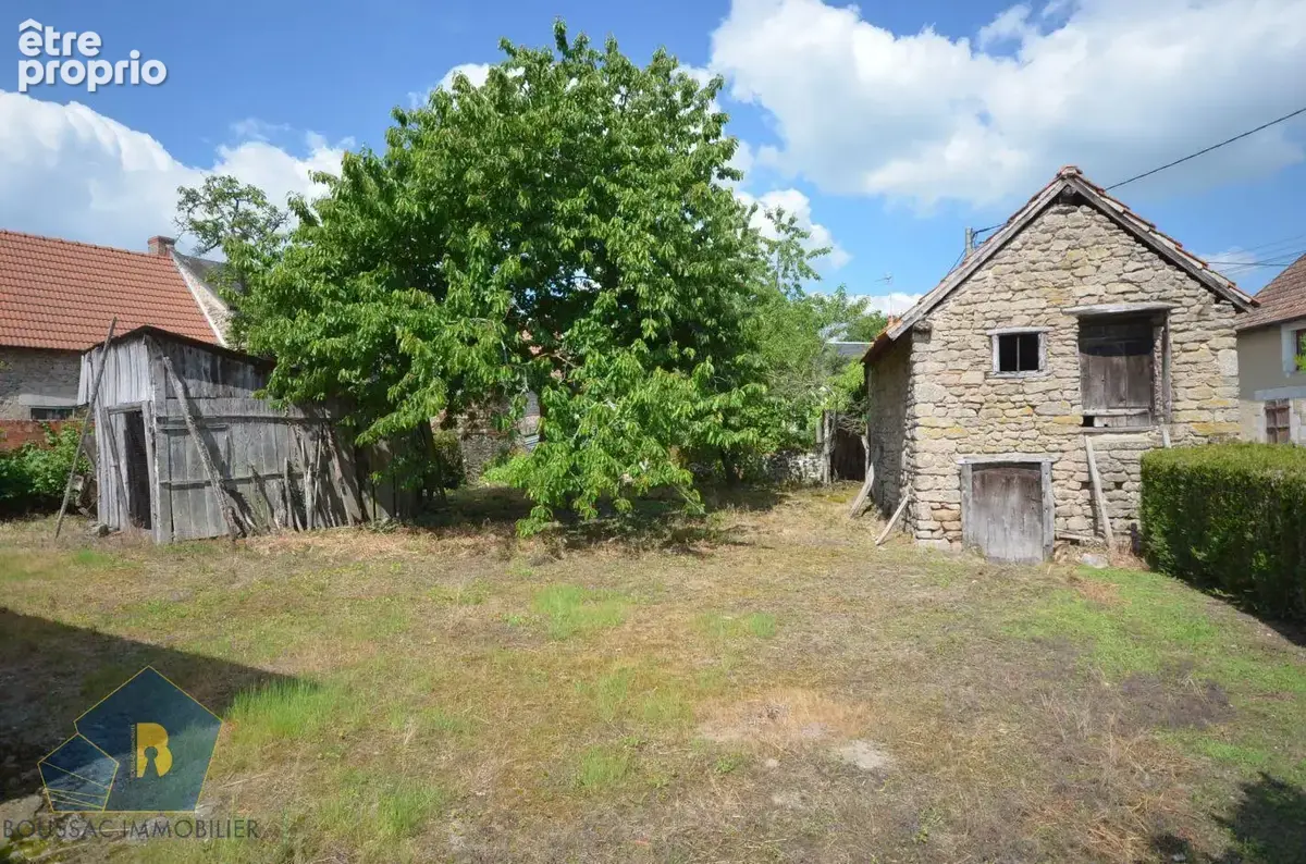 Maison 25 m² à Saint-Silvain-Bas-Le-Roc  - photo 2