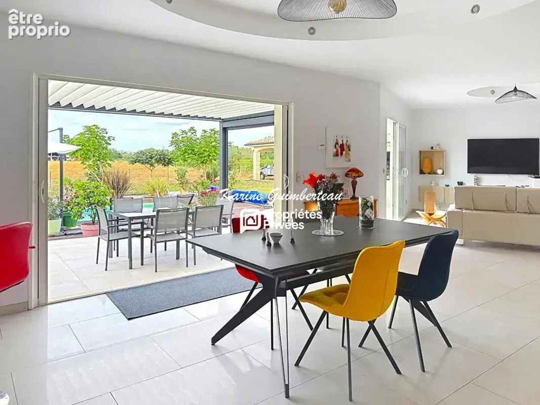 Villa de plain-pied avec piscine & garage - photo 12