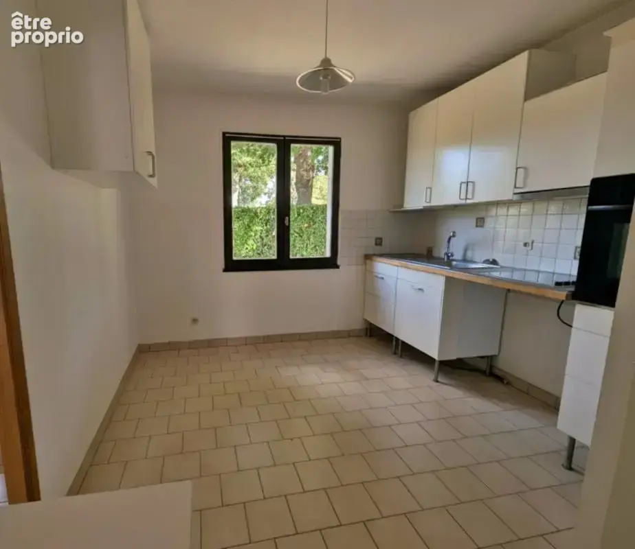 EN EXCLUSIVITÉ – GOSNE – Maison de plain-pied au calme  – 91 m² – 3 chambres – Terrain 797 m² clos - photo 8