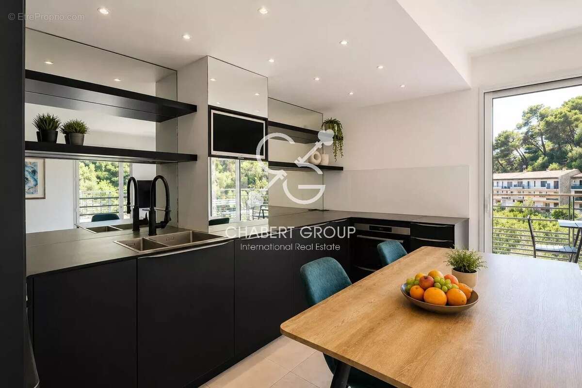 Èze – appartement – 2 pièces – 51 m² – terrasse – vue mer – parking - piscine - photo 7