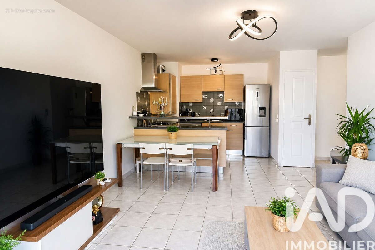 Photo 3 - Appartement à LA TOUR-DU-PIN