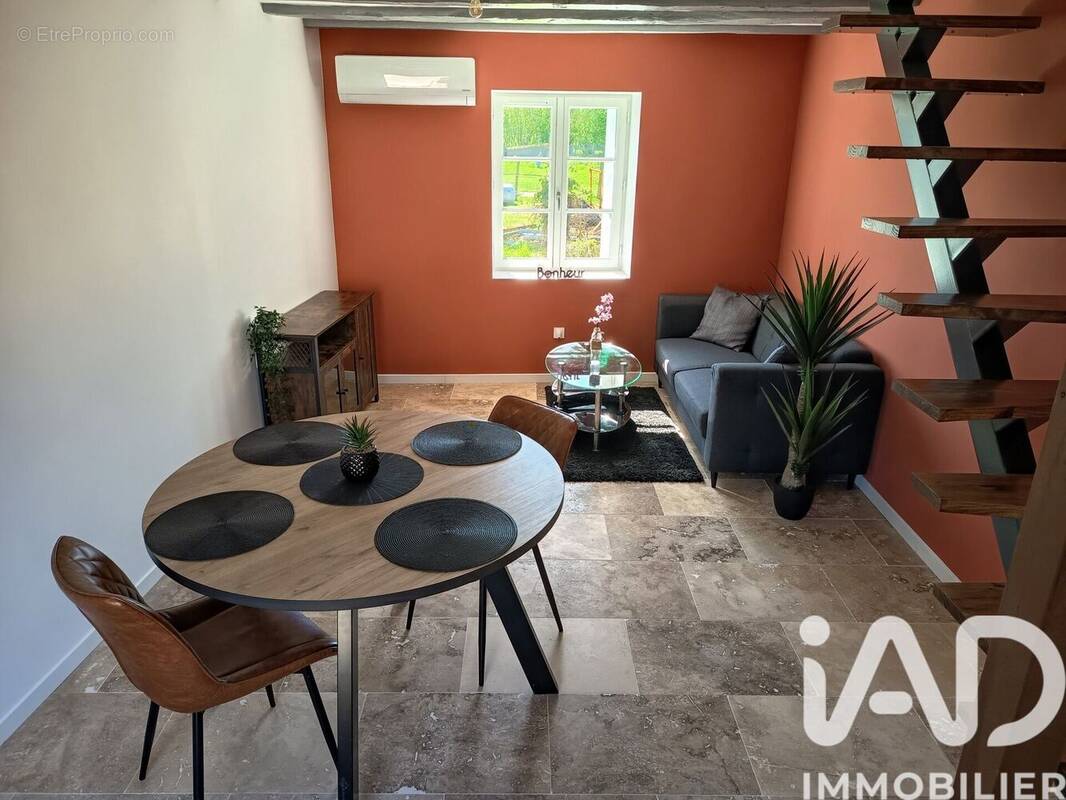 Photo 1 - Maison à CHINON