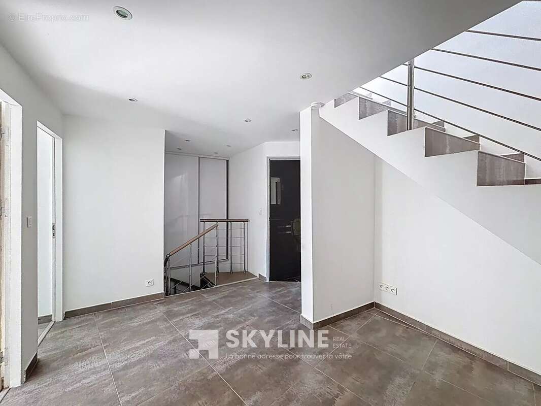 Maison à MARSEILLE-8E