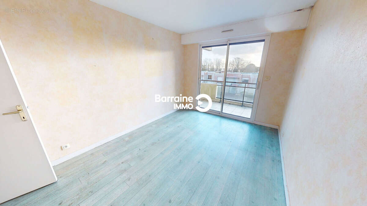 BREST FORESTOU - VENTE d'un appartement T4 de 85.10 m² - Ascenseur - Terrasse 14.4 m² - Vue mer - Garage - Parking - photo 12