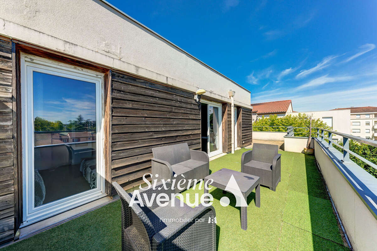 Appartement à VAULX-EN-VELIN