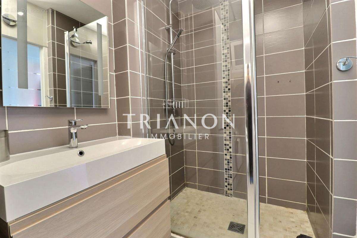 Appartement à VERNEUIL-SUR-SEINE