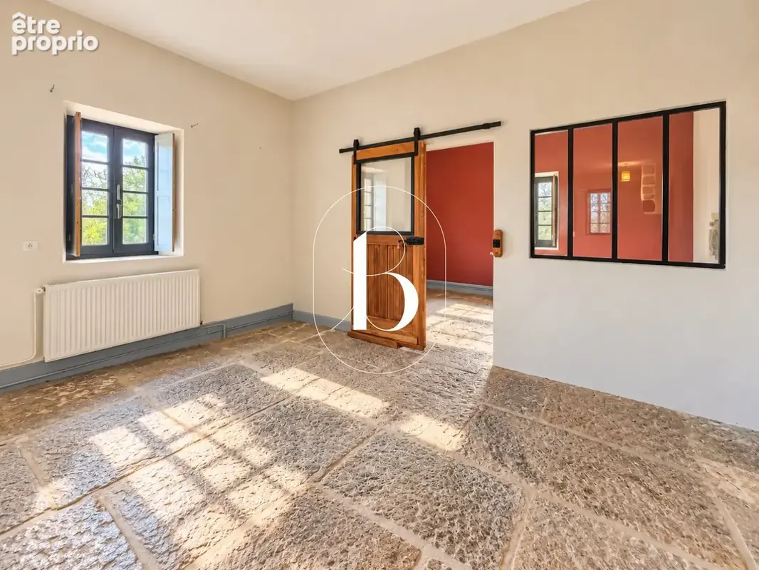 Maison 8 pièces 320 m² à vendre à Barjac (30430) - photo 10