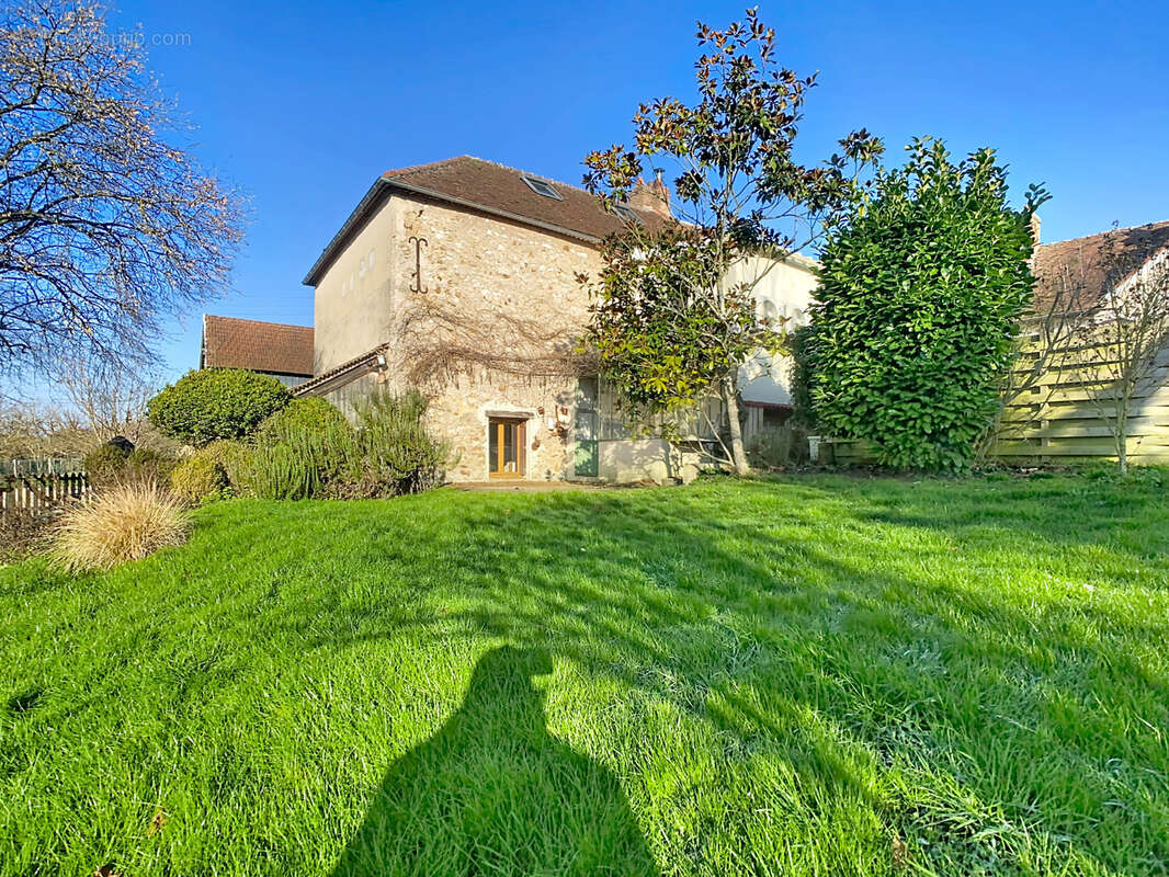 Maison à MONTMIRAIL