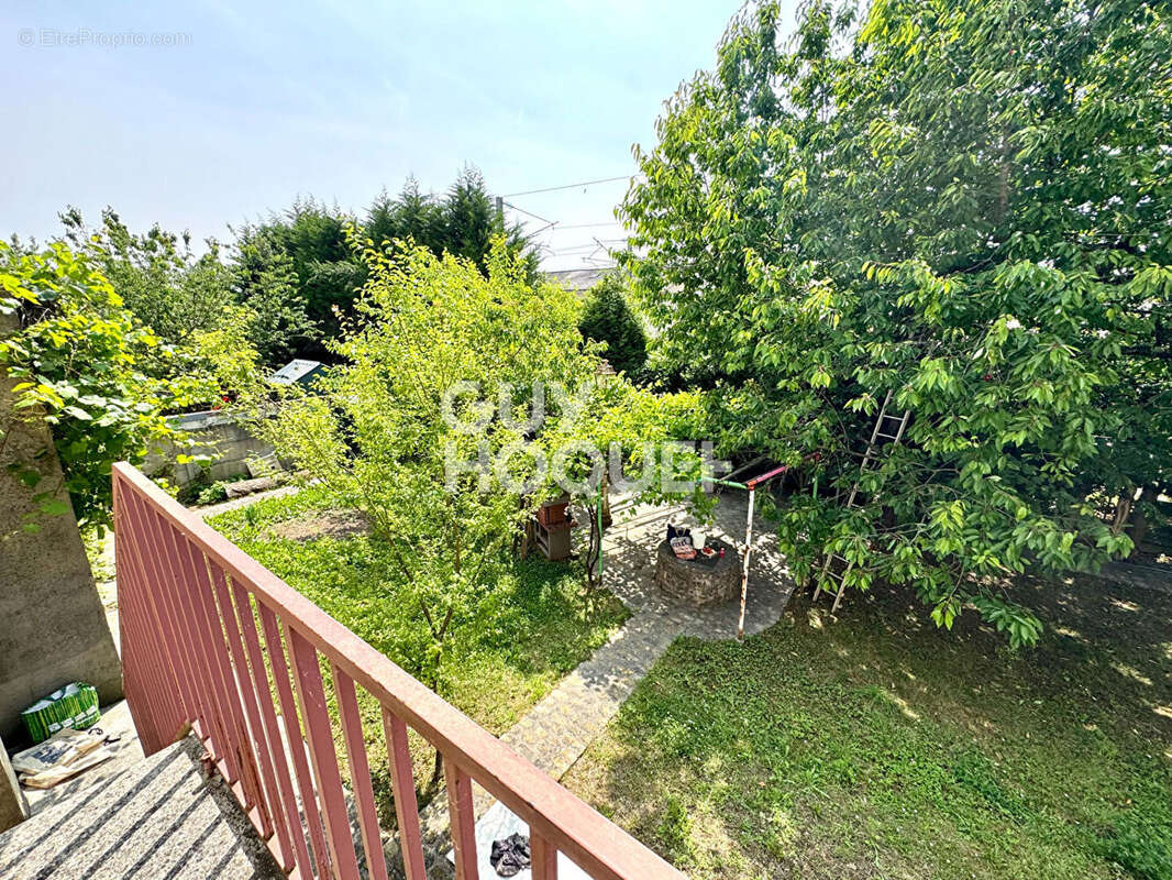 Appartement à GRETZ-ARMAINVILLIERS