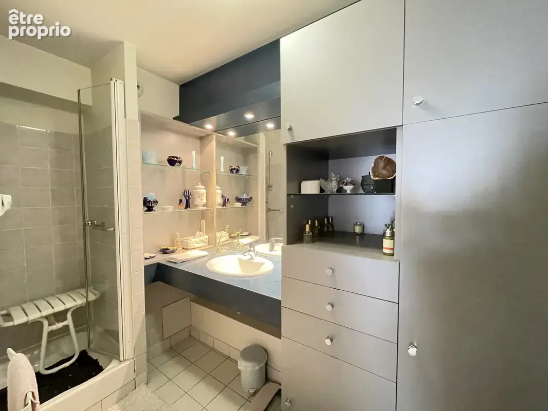 Centre-ville / gare, bel appartement 4 pieces 109 m2 avec box, parking et ascenseur - photo 7