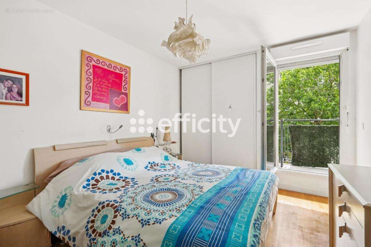 Appartement à MONTROUGE