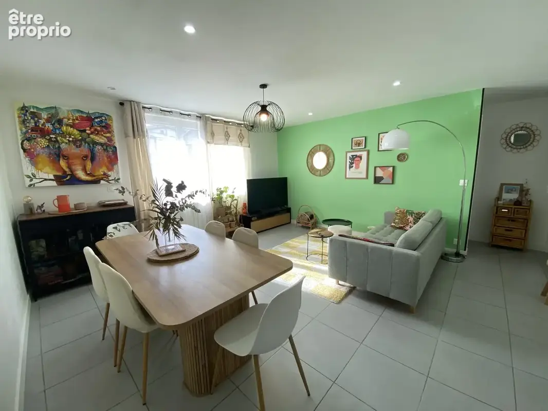 Photo Appartement à Grenade au prix de 215 000€