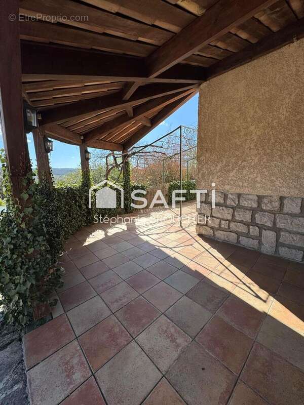 Photo 4 - Maison à LABEAUME