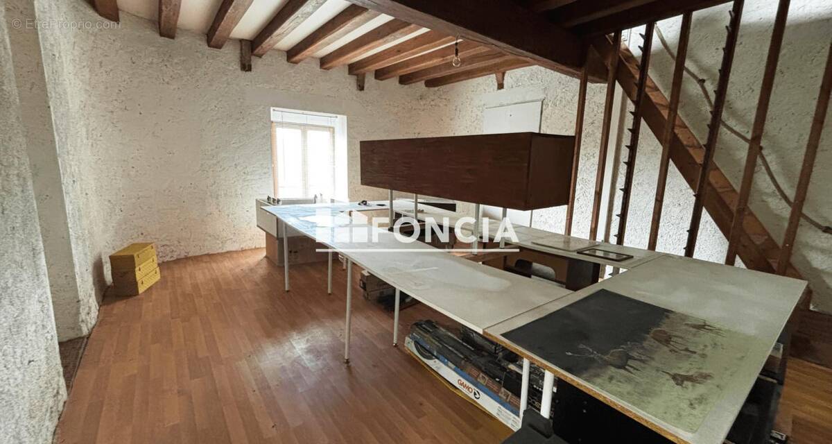 Maison à LONGNES