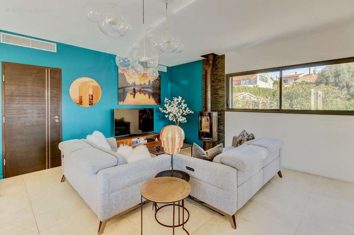 Maison à LA COLLE-SUR-LOUP