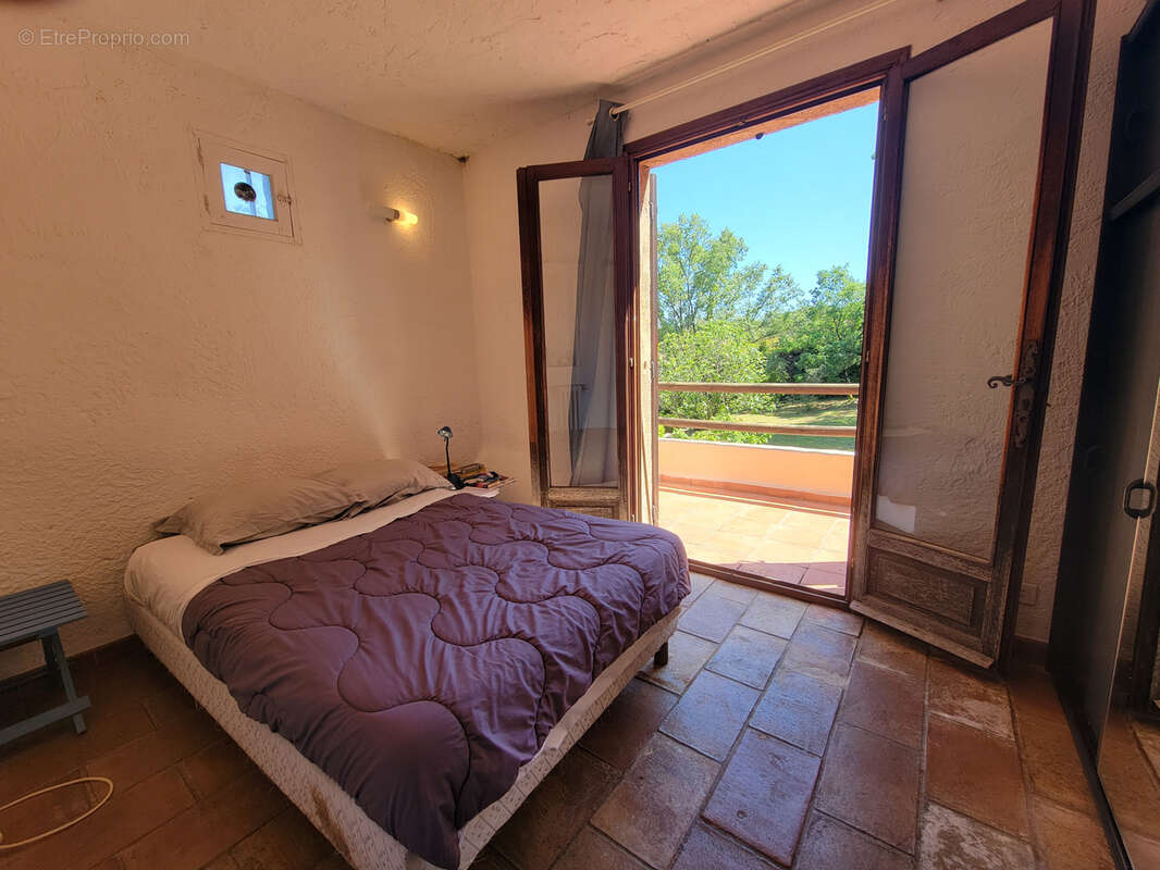 Maison à VALBONNE