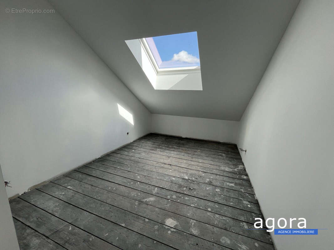 Maison 132 m² à Tucquegnieux  - photo 6