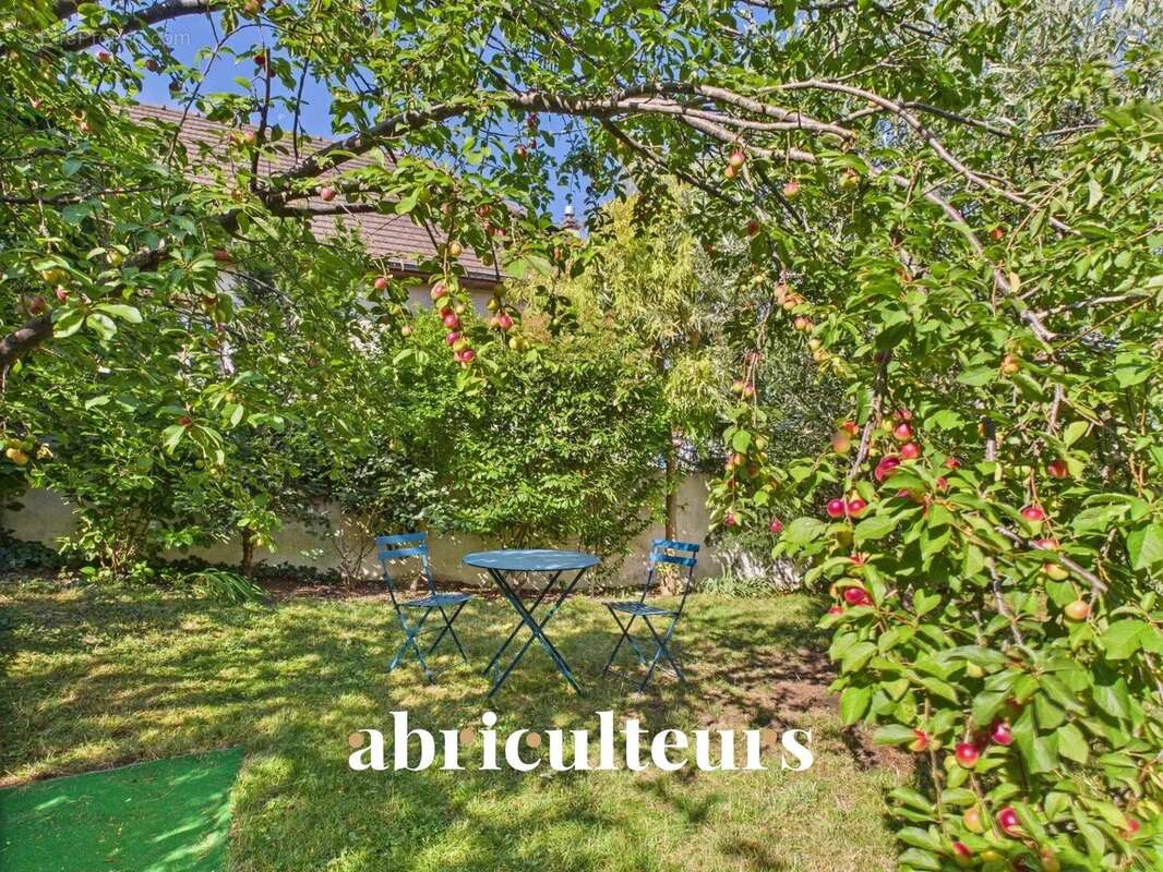 Maison à RUEIL-MALMAISON