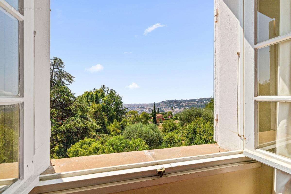 Nice gairaut – villa provençale avec vue mer, piscine, terrain de 2 000 m² et garage de 100 m² - photo 52