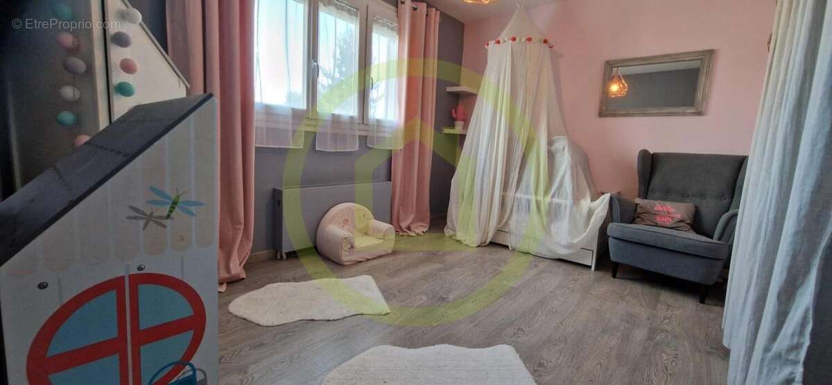 Maison à SAINT-GERMAIN-LES-CORBEIL